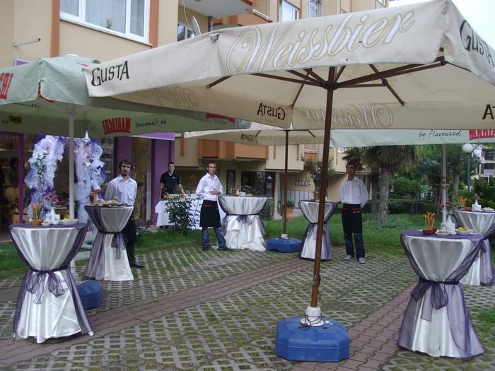 Caddeüstü 