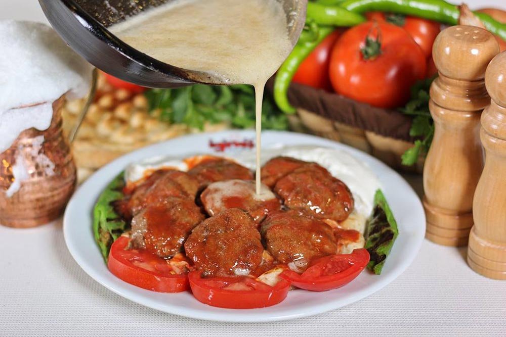 İyimiş Pideli Köfte FSM